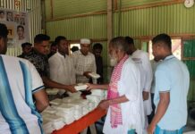 শহীদ জিয়ার ৪৫তম শাহাদত বার্ষিকীতে শেরপুরে যুবনেতা শওকত হোসেনের উদ্যোগে খাবার বিতরণ