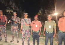 সীমান্তে নিরাপত্তায় বিজিবির পাশাপাশি আনসার গ্রাম প্রতিরক্ষা বাহিনীর (ভিডিপি) সদস্যদের মোতায়েন করা হয়েছে