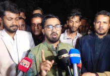 স্পষ্ট ক্লিয়ারেন্স পেয়ে নাহিদ এক দফার ঘোষণা করেছিলেন, দাবি রাশেদ খানের ফেসবুক আইডিতে পোস্ট